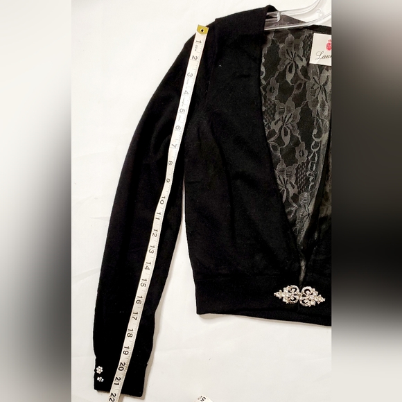 Laureate Lane 100% Cashmere Lace Embleshished Rinestone Cropped Cardigan Sz XS/S - Picture 7 of 9